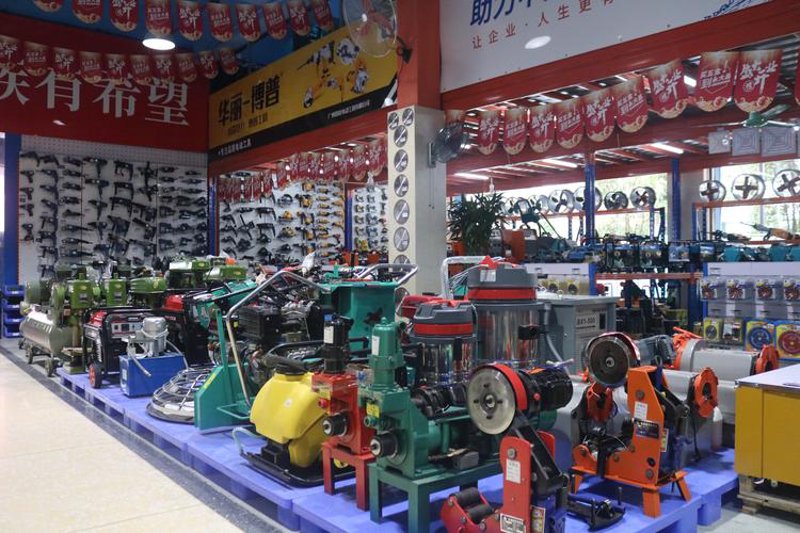 网站定制开发：选择专业服务还是DIY？